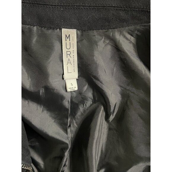 Mural Women's Fringed Faux Suede Cropped Black Moto Jacket Size Small - Picture 7 of 8
